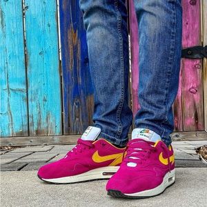 Nike Air Max 1 “Dynamic Berry”